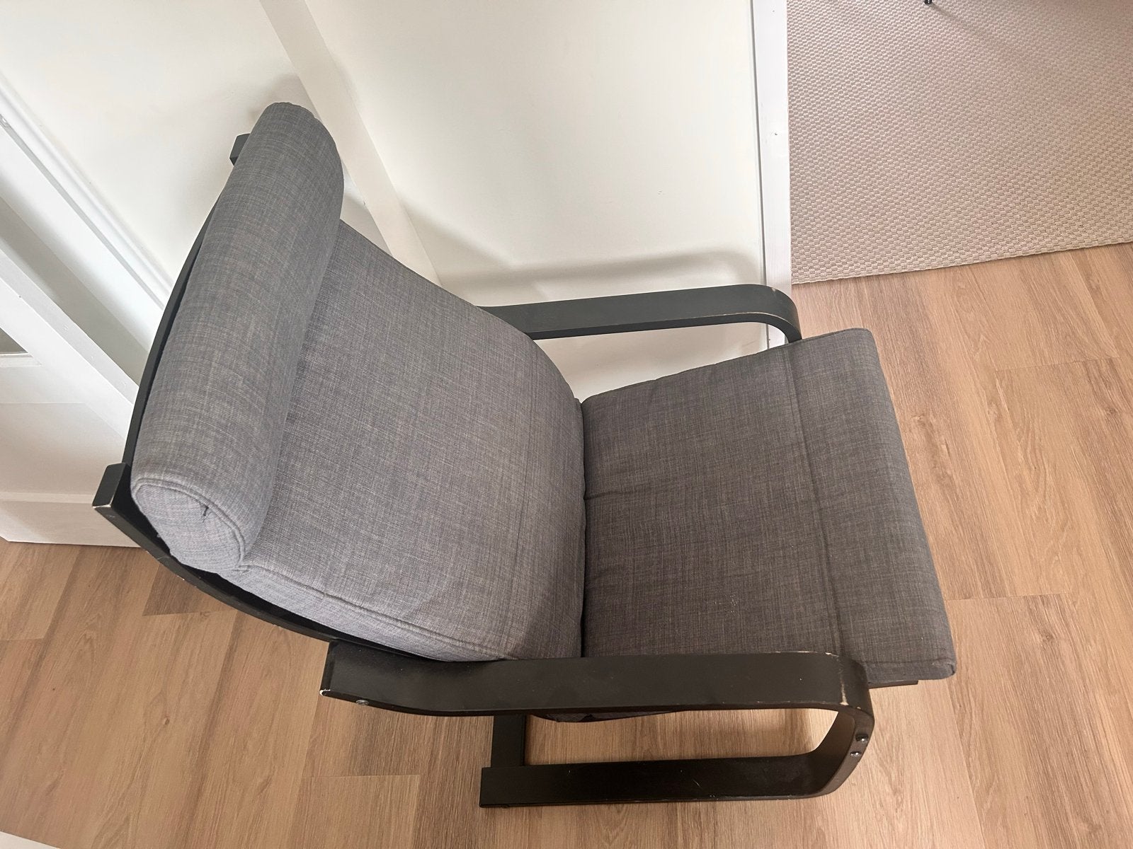 Grijze fauteuil met houten frame - Gebruikt, Ophalen, Gebruikt, Hout, Eén