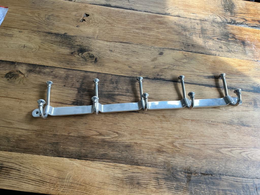 Nette ijzeren wandkapstok met 5 haken, Huis en Inrichting, Woonaccessoires | Kapstokken, Zo goed als nieuw, Minder dan 100 cm