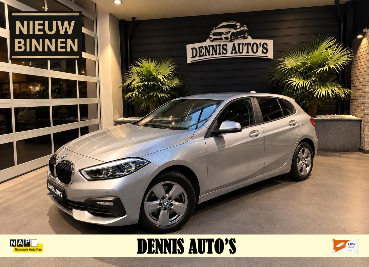 BMW 1-serie 118i Business Edition, Auto's, Gebruikt, Bedrijf, 3 cilinders, Zilver of Grijs