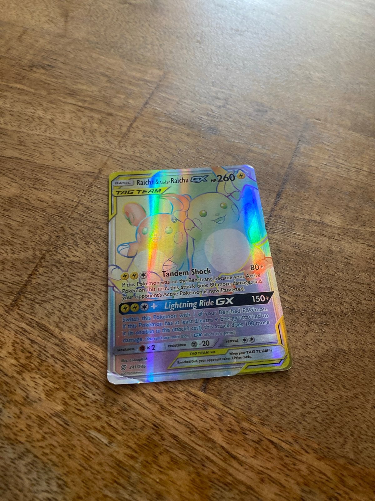 Pokémon Kaart: Raichu & Alolan Raichu GX TAG TEAM (Foil), Hobby en Vrije tijd, Verzamelkaartspellen | Pokémon, Ophalen, Zo goed als nieuw