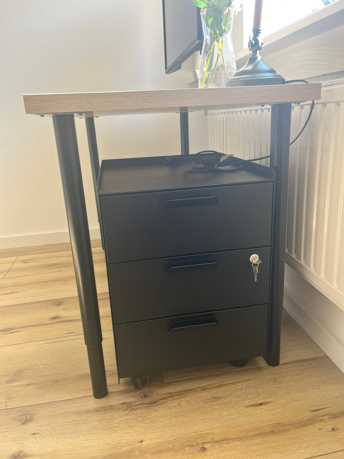 Bureau ladeblok zwart op wieltjes, Huis en Inrichting, Kasten | Ladekasten, 3 of 4 laden, Ophalen, Zo goed als nieuw