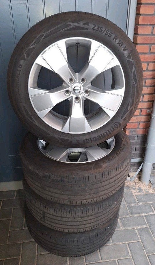 Originele Volvo XC40 velgen 18 inch Continental zomerbanden, Ophalen, 18 inch, Gebruikt, Velg(en)