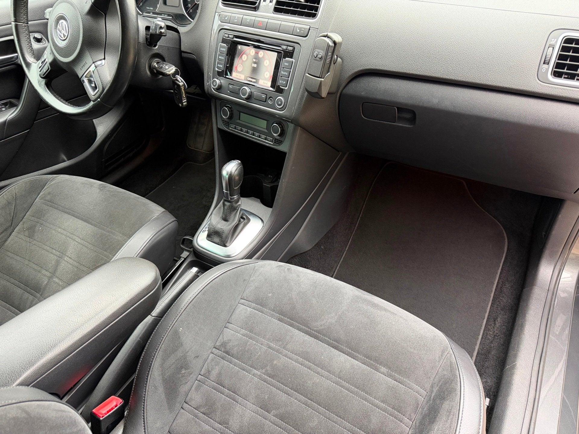 Volkswagen Polo 1.2 TSI Highline|DSG|AUTOMAAT|5DRS|KLIMA|, Euro 5, Zwart, 4 cilinders, Automatische klimaatregeling