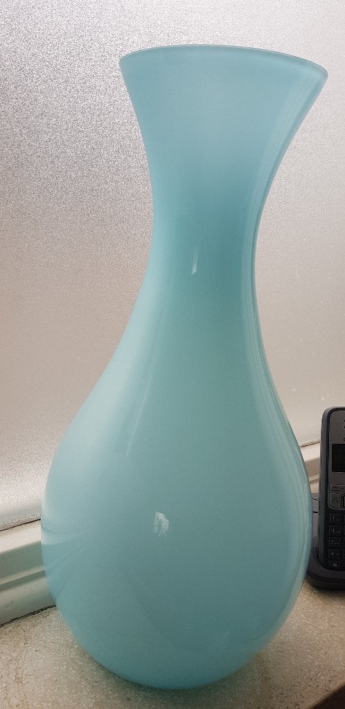 Z.g.n. licht blauwe vaas. H 40 cm. Br. omtrek 65 cm, Blauw, Ophalen of Verzenden, 40 cm, Glas