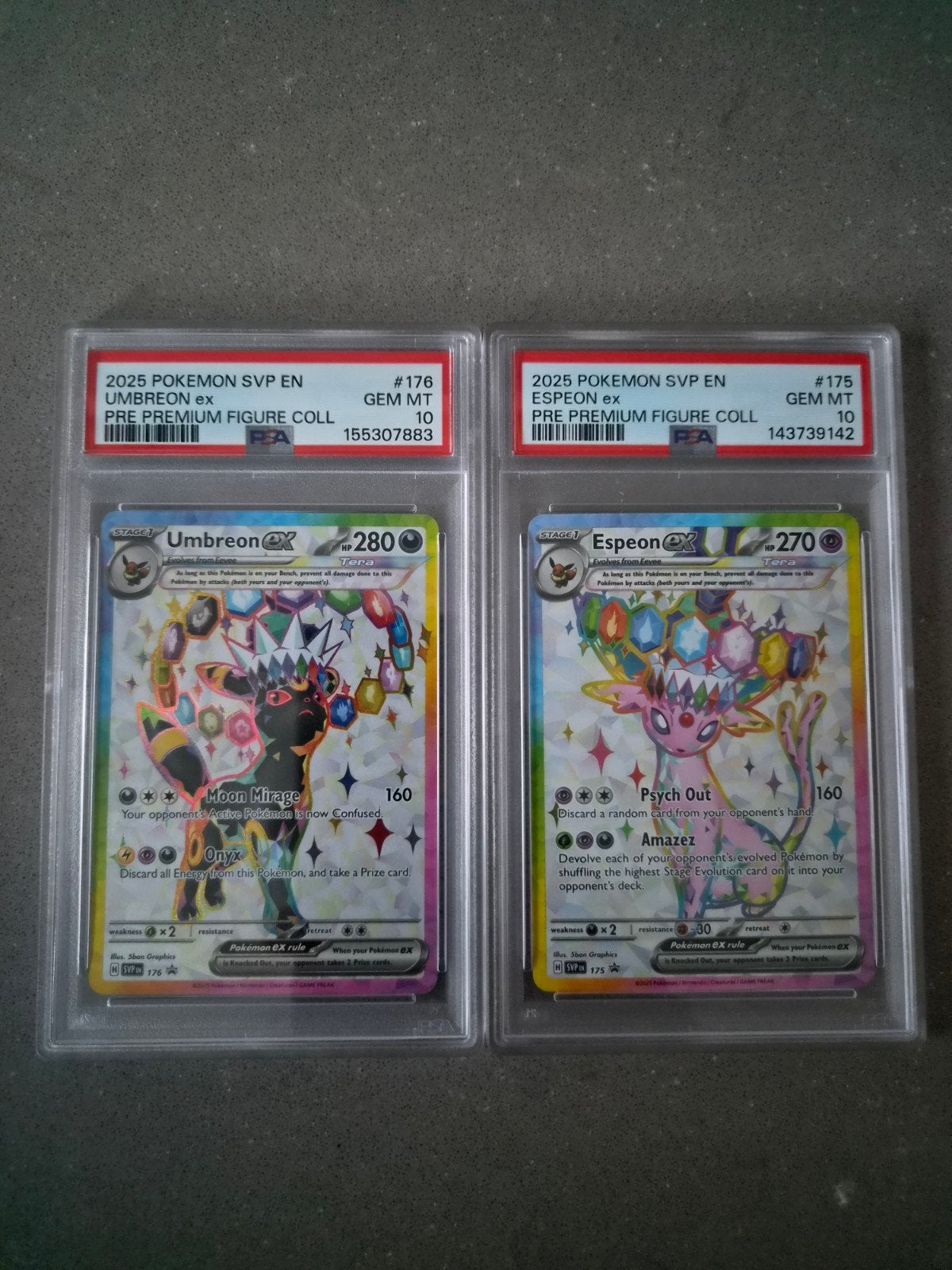 Umbreon & Espeon EX PSA 10 - Premium Figure Collection, Ophalen of Verzenden, Zo goed als nieuw, Meerdere kaarten, Foil