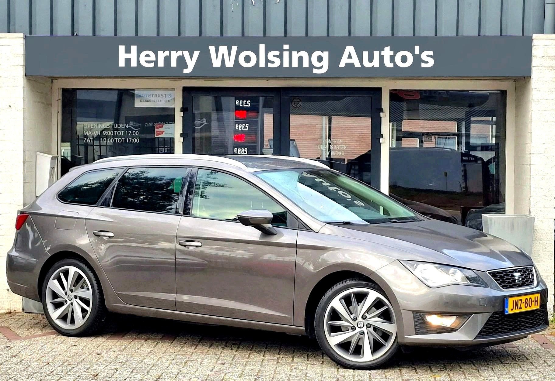 Seat LEON ST 1.4 TSI FR - LINE Panodak Pdc Carplay Navi, Auto's, Voorwielaandrijving, 125 pk, Gebruikt, Euro 6