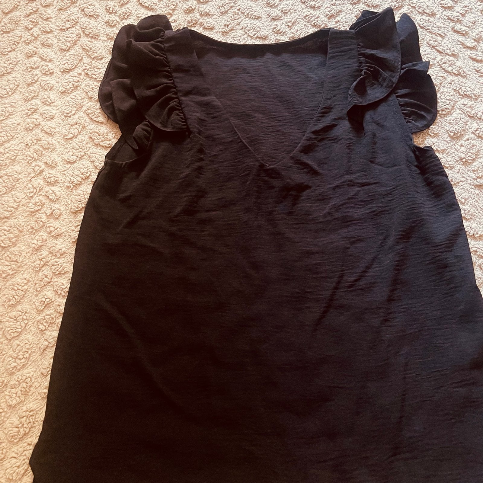 Zwarte mouwloze top met ruches, Maat 38/40 (M), Zwart, Ophalen of Verzenden, Zo goed als nieuw