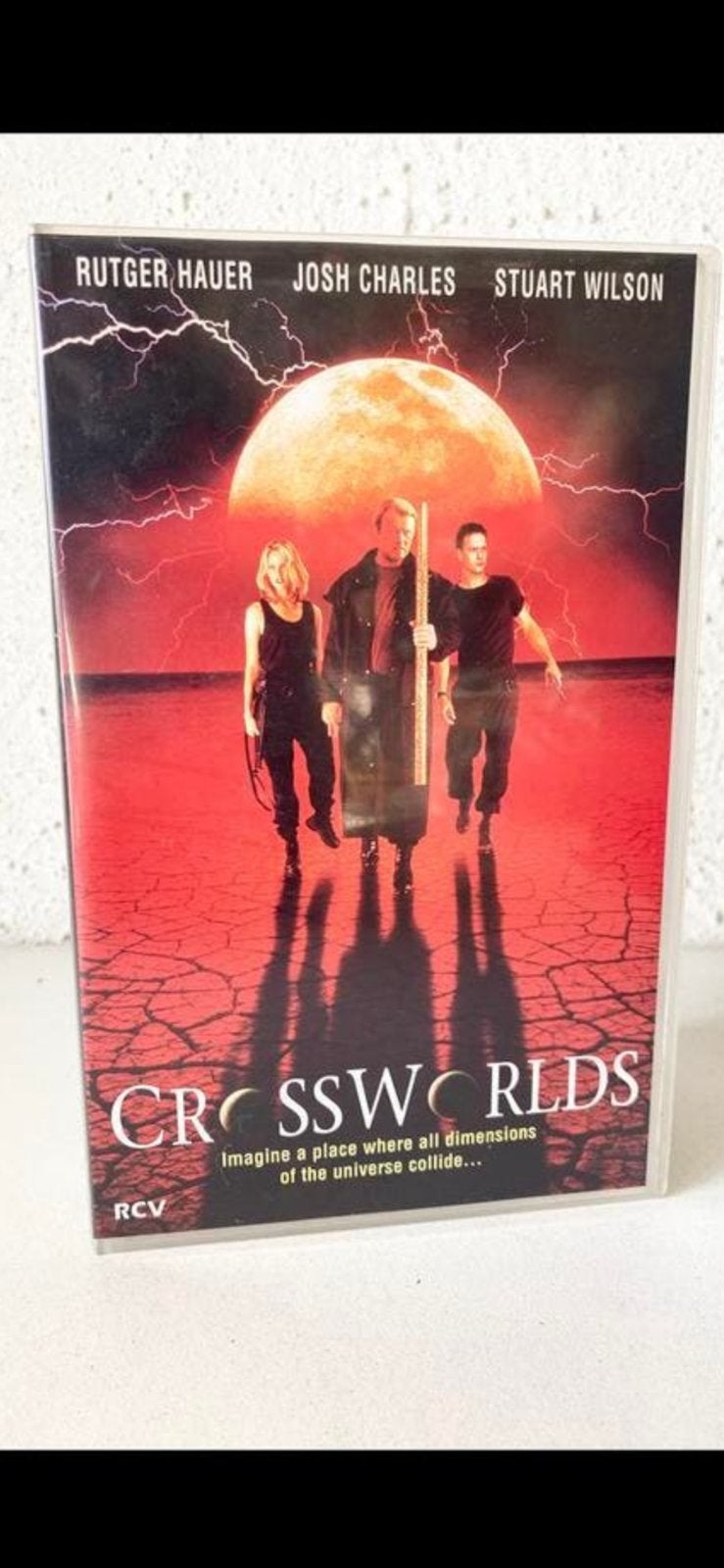 vhs:  ‘CROSSWORLDS, Cd's en Dvd's, VHS | Film, Nederlands ondertiteld, Engels, Vanaf 16 jaar, Science Fiction en Fantasy
