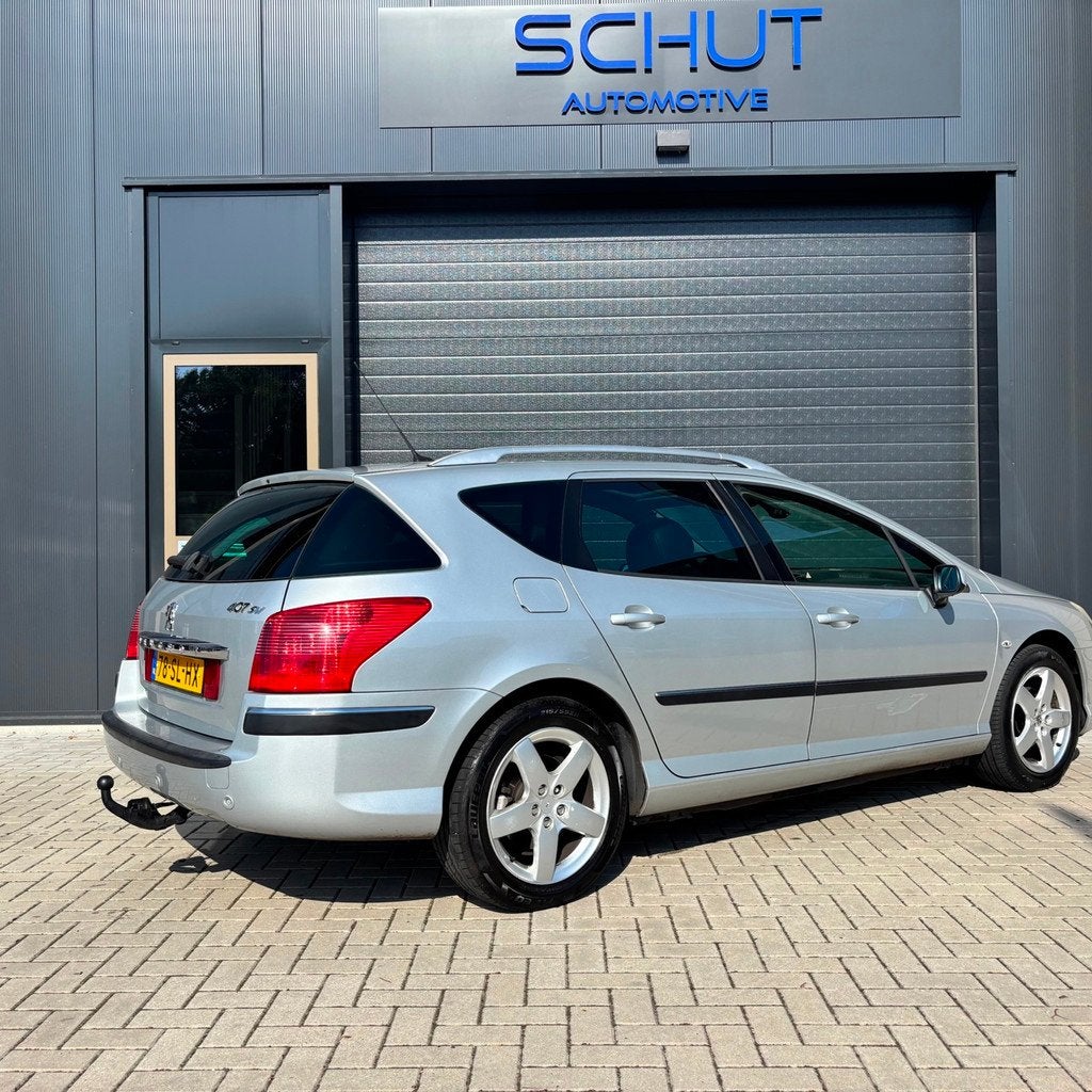 Peugeot 407 SW 2.0-16V XT Pack AUTOMAAT | LEER | PANO | CLIM, Gebruikt, Zwart, 4 cilinders, 1476 kg