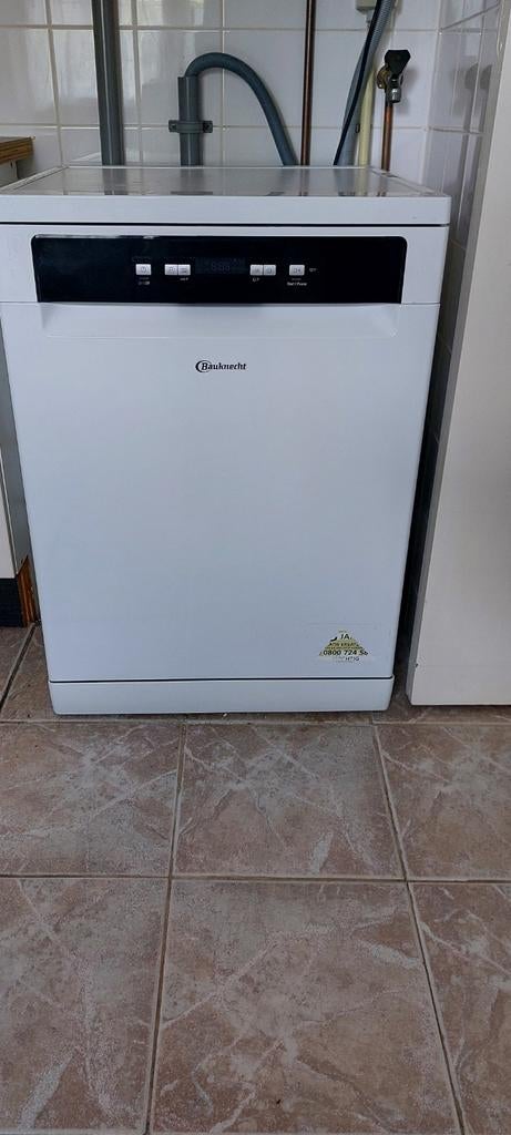 Nette Bauknecht vaatwasser, Witgoed en Apparatuur, Vaatwasmachines, Zo goed als nieuw, 85 tot 90 cm, Ophalen