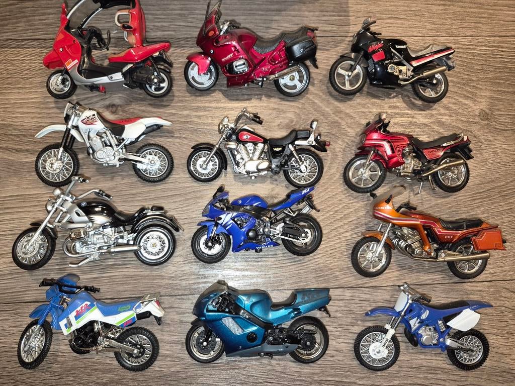 Collectie van 12 diverse modelmotoren, Hobby en Vrije tijd, Ophalen of Verzenden, Gebruikt, Motor, Overige merken