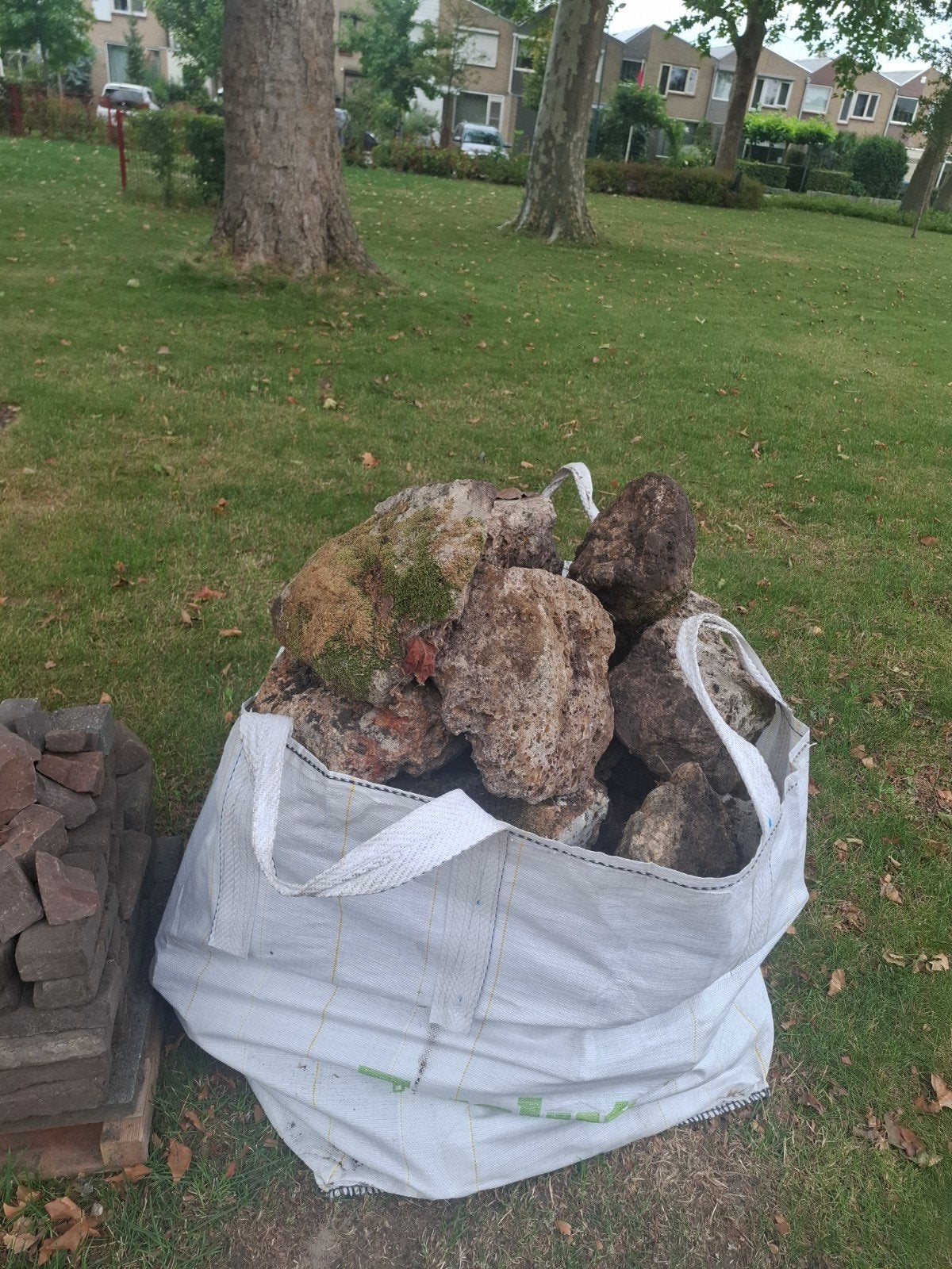 Grote natuurstenen rotsen voor tuin of decoratie, Tuin en Terras, Overige materialen, Gebruikt, Ophalen of Verzenden, Kei