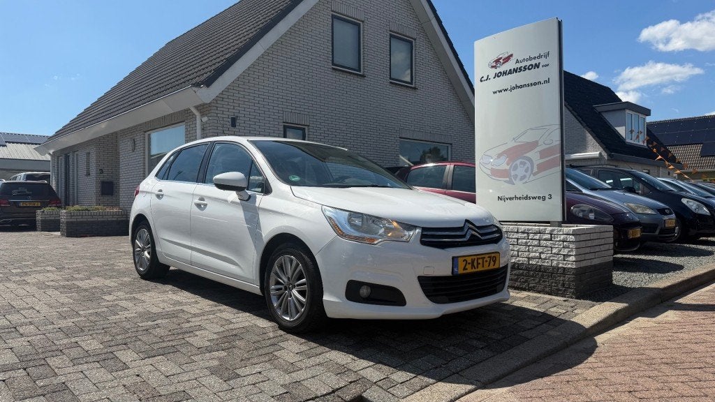 Citroen C4 1.6e-HDI Tendance EGS, Auto's, Citroën, Euro 5, 680 kg, 4 cilinders, Electronic Stability Program (ESP)