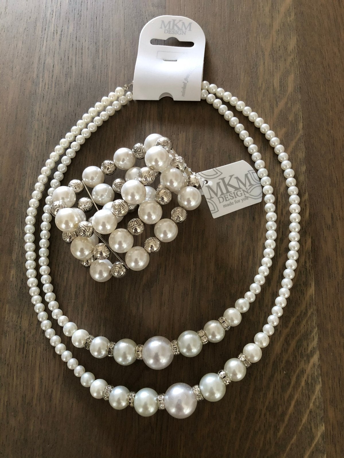 Parelketting en armband set met zilveren details, Sieraden, Tassen en Uiterlijk, Kettingen, Ophalen of Verzenden, Nieuw, Wit, Overige materialen