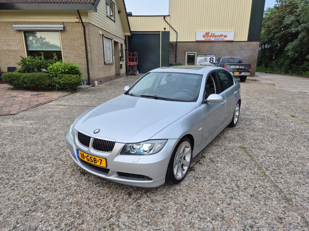 BMW 3-Serie 2.5 I 325 2005 Grijs, Auto's, 745 kg, Zwart, 2497 cc, Leder