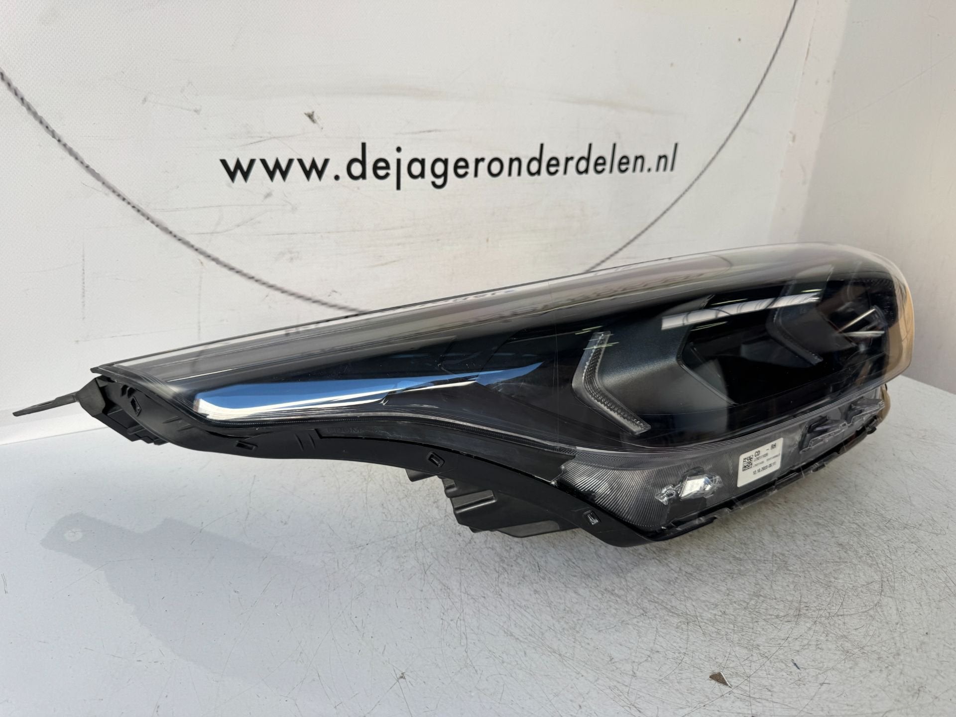 KIA CEED III 3 FACELIFT VOL LED KOPLAMP 92102J7500 RECHTS, Heolleung-ro 12
06797  Seoul, Ophalen of Verzenden, Info@kia.com, Kia Corporation
