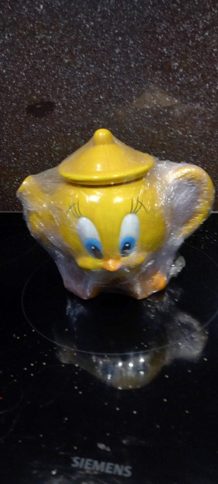 Theepot Tweety, Verzamelen, Ophalen of Verzenden, Winnie de Poeh of vrienden, Zo goed als nieuw, Servies