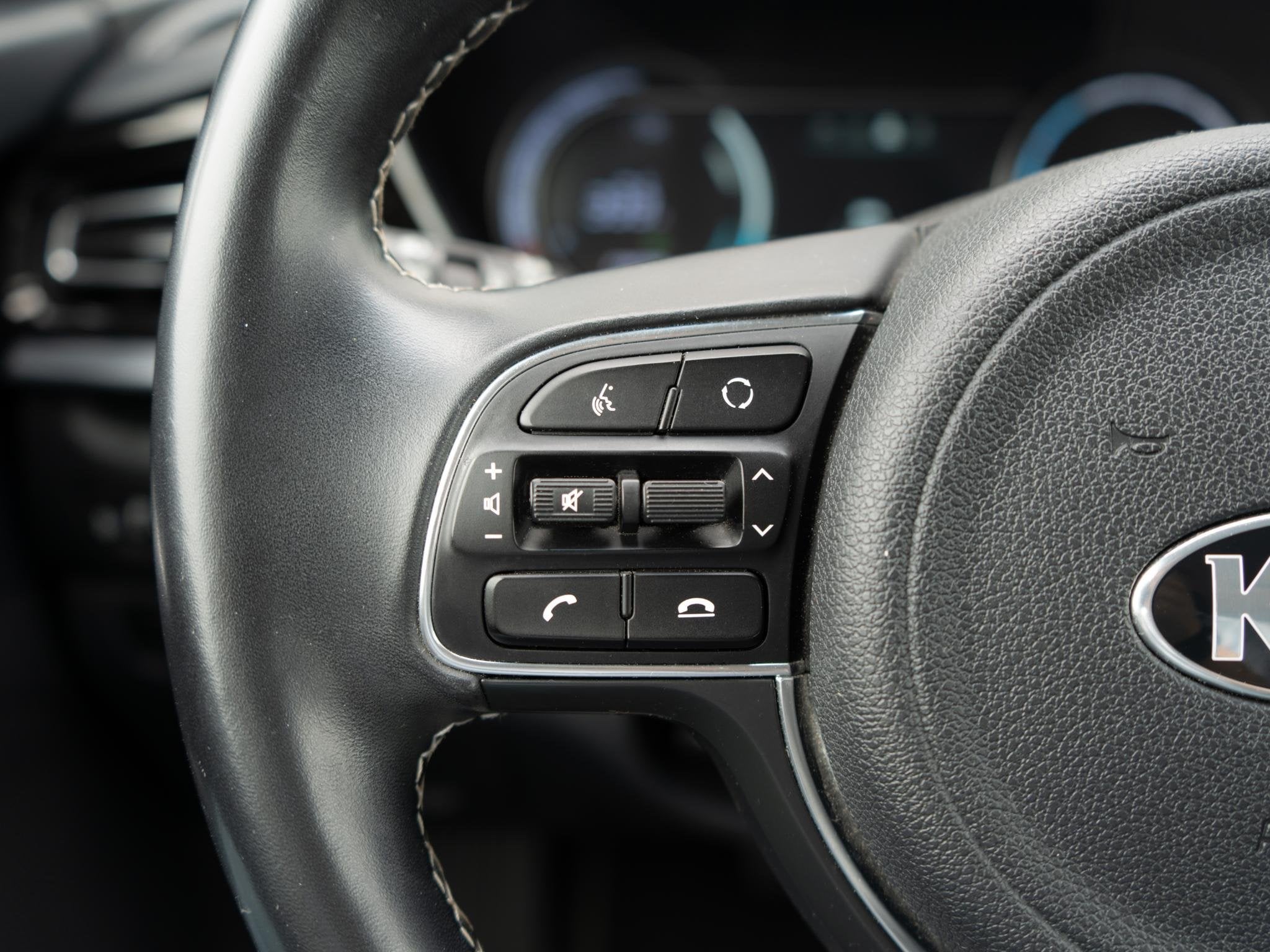 Foto 16 van Kia e-Niro DynamicLine 64 kWh | Trekhaak | 3 Fase | Adaptiev