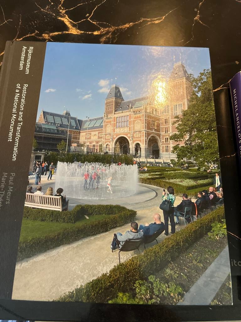 Rijksmuseum Amsterdam, Ophalen of Verzenden, Zo goed als nieuw, Architecten