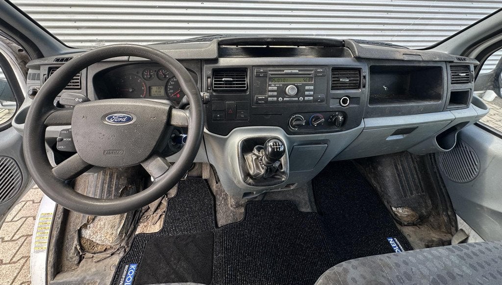 Ford Transit 350L 2.2 TDCI Ambiente EF DC Dubbele cabine RWD, Auto's, Bestelauto's, Euro 5, Gebruikt, 4 cilinders, Wit