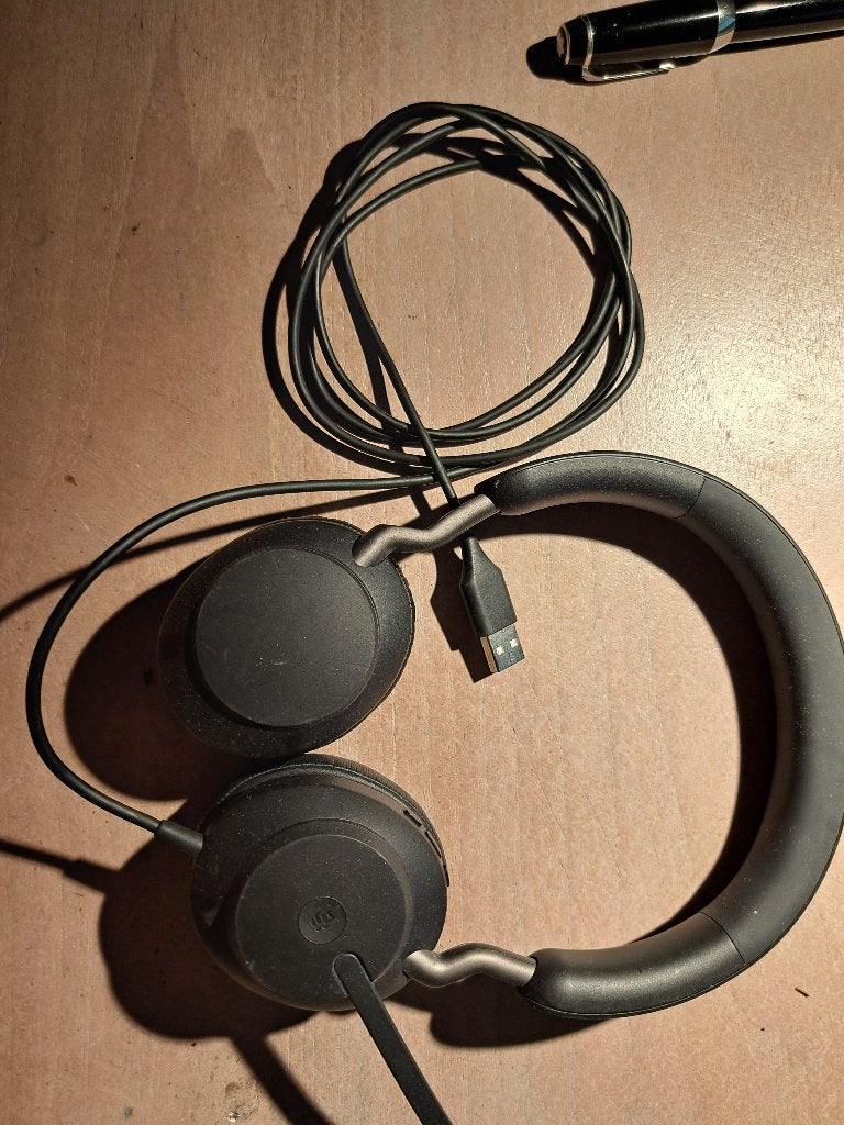 Jabra headset, Computers en Software, Headsets, Ophalen of Verzenden, Zo goed als nieuw, Over-ear, Mute-functie