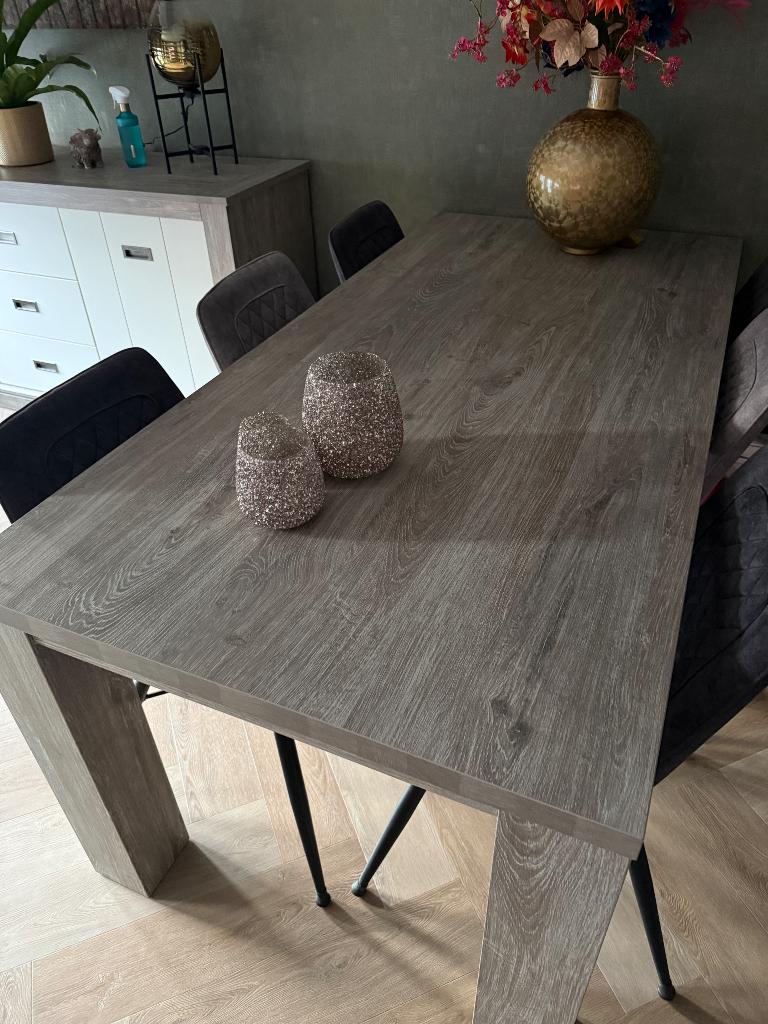 Eettafel en salontafel, Ophalen, 50 tot 100 cm, Zo goed als nieuw, Vijf personen of meer