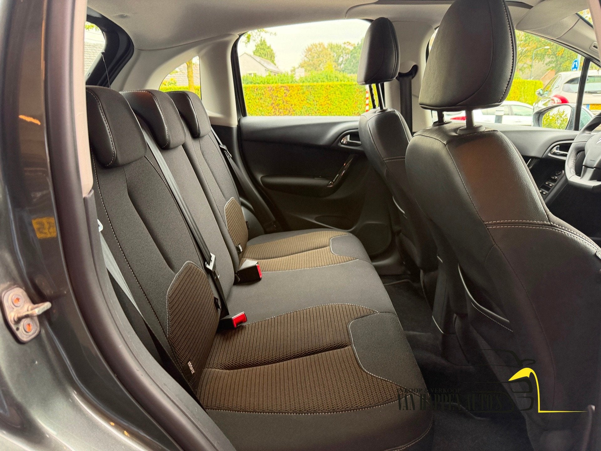 Citroen C3 1.6 e-HDi Collection / apk 10-2027, Auto's, Voorwielaandrijving, Euro 5, Gebruikt, Zwart