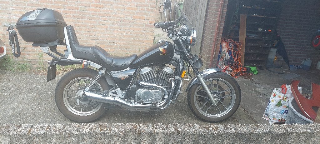Honda VT 500C Shadow izgst, Cardan-aandrijving, 2 cilinders, Chopper, Gebruikt
