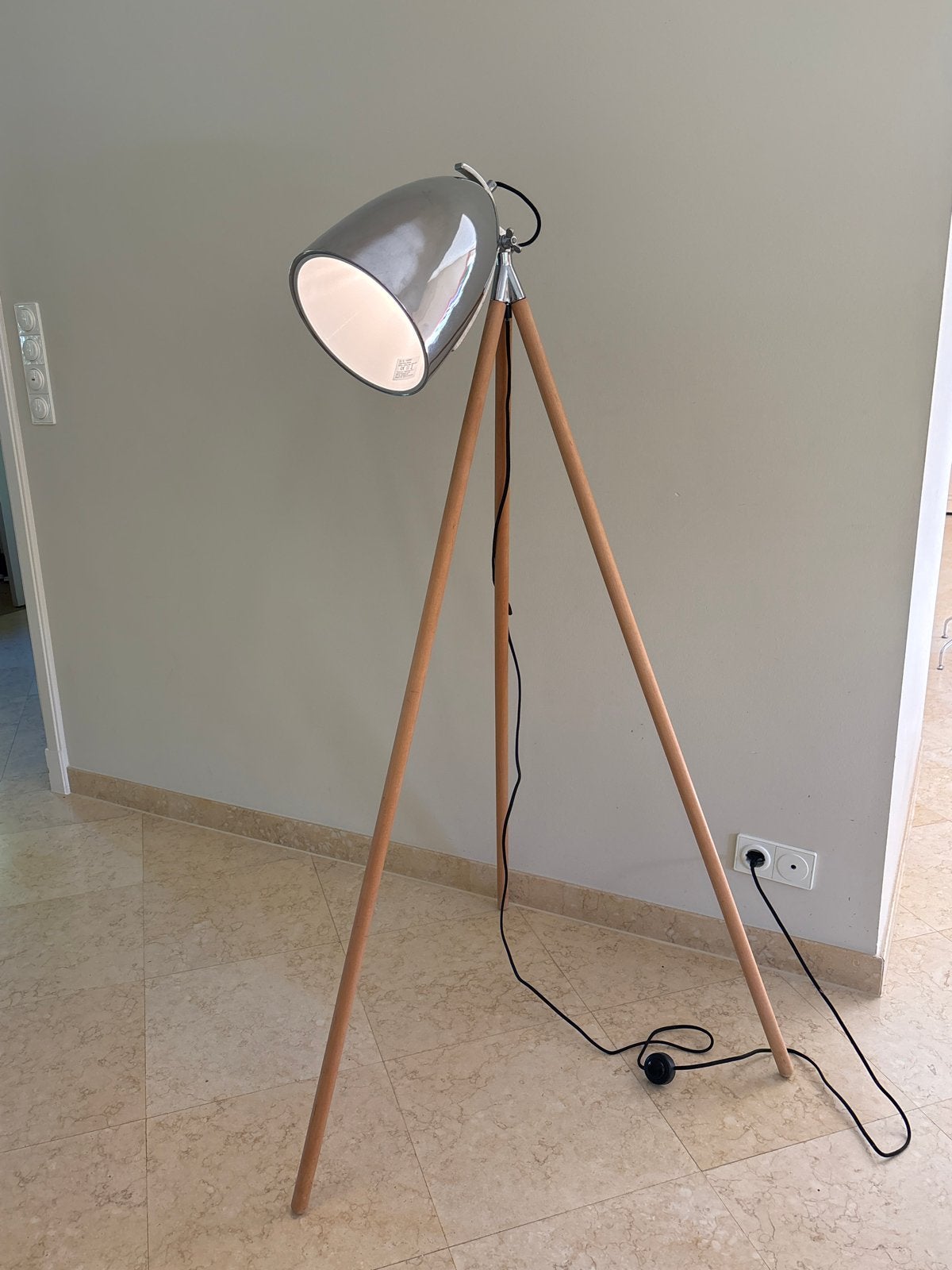 Verstelbare Kwantum Vloerlamp Mimas - 145 cm hoog, Ophalen, Gebruikt, 100 tot 150 cm, E27 (groot)