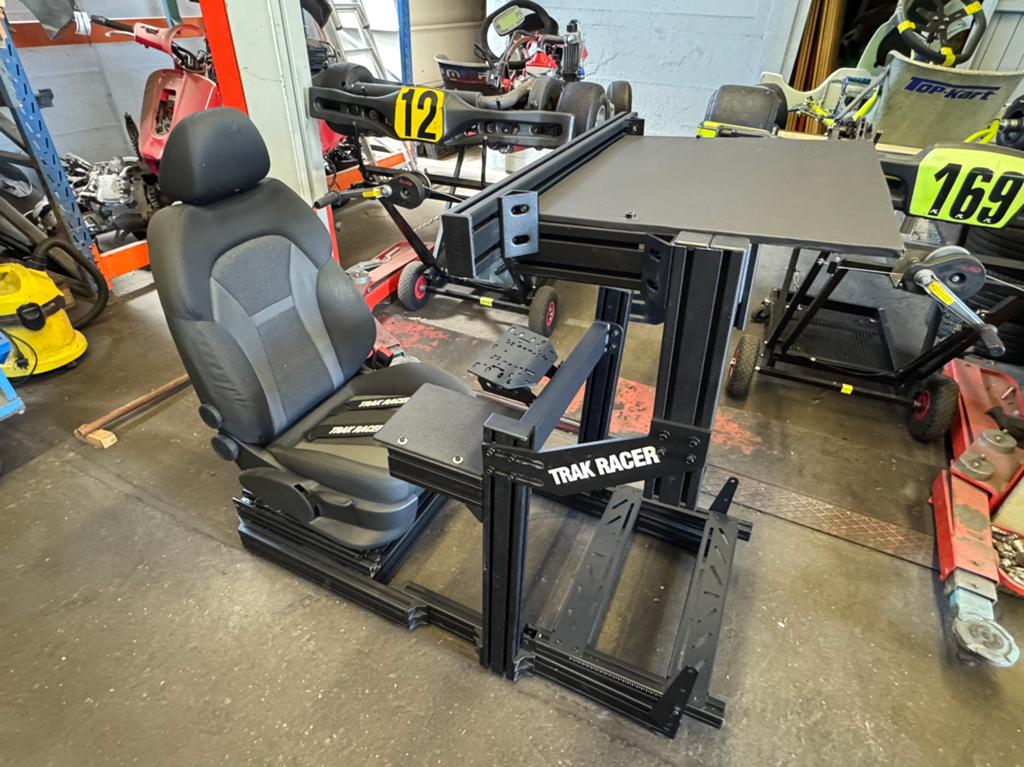 Trak Racer TR80S Simrig Sim Cockpit Monitor Mount Audi Stoel, Spelcomputers en Games, Spelcomputers | Overige Accessoires, Ophalen