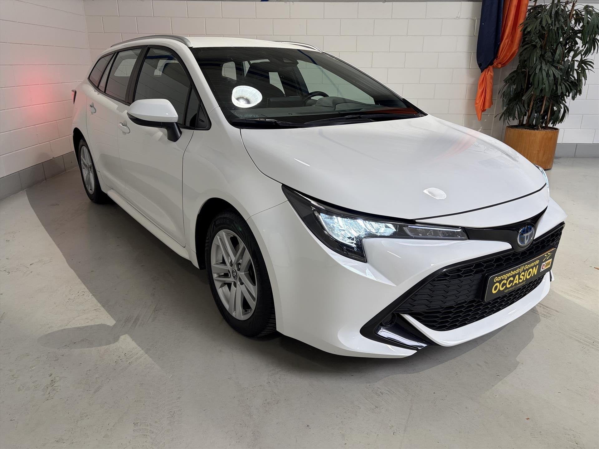 Toyota Corolla Touring Sports 1.8 Hybrid 122pk CVT Business, Auto's, 1345 kg, Gebruikt, 4 cilinders, Corolla