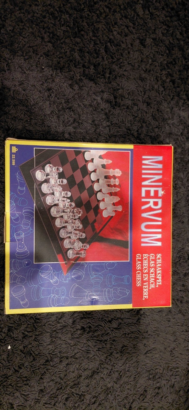 Minervum Glazen Schaakspel - Nieuwstaat, Een of twee spelers, Ophalen of Verzenden, Zo goed als nieuw, Minervum