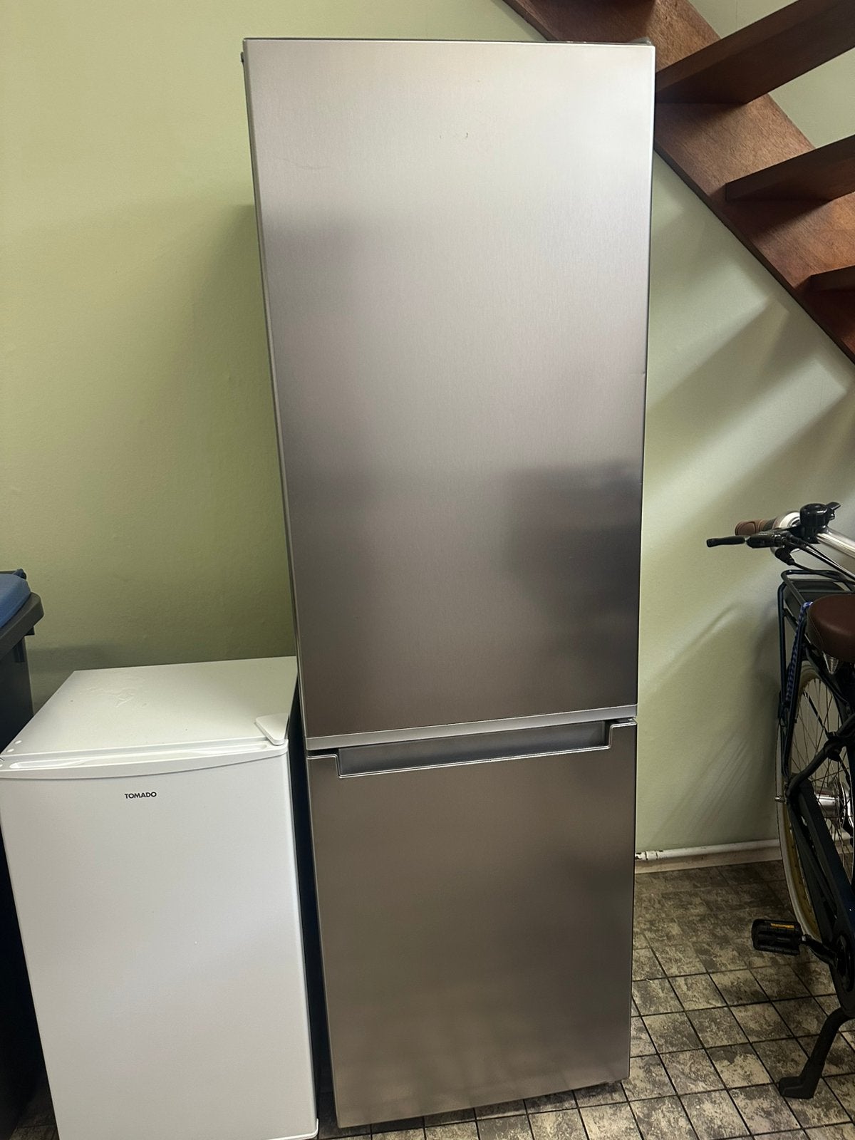 Whirlpool koel-vriescombinatie W5 811E OX – 339 liter, Ophalen, 200 liter of meer, Met aparte vriezer, 160 cm of meer
