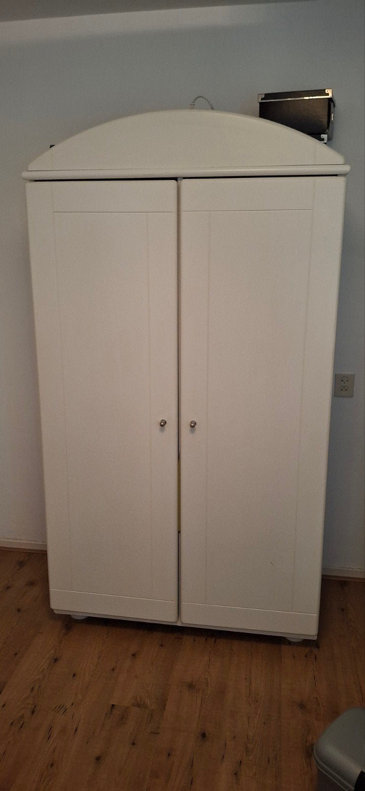 Kledingkast roomwit, Ophalen, Gebruikt, 50 tot 75 cm, 200 cm of meer
