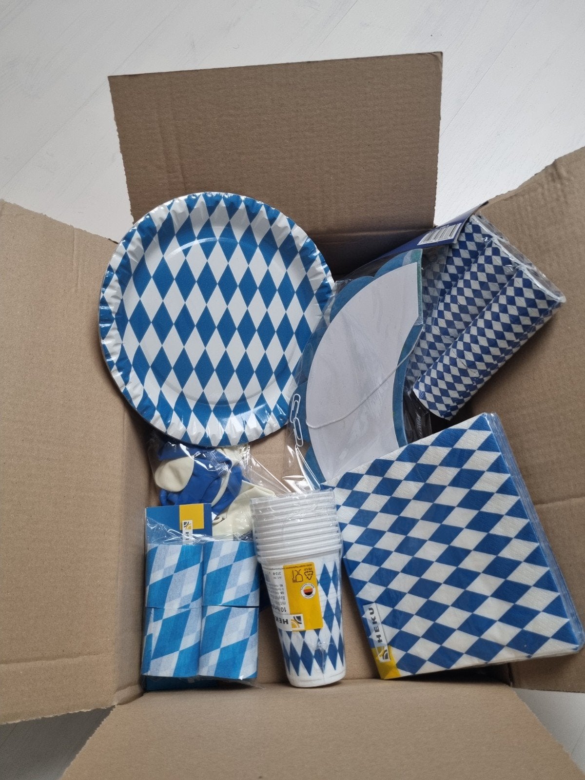Oktoberfest Partyset - 5 complete sets voor 50 personen, Ophalen, Nieuw, Feestartikel, Overige