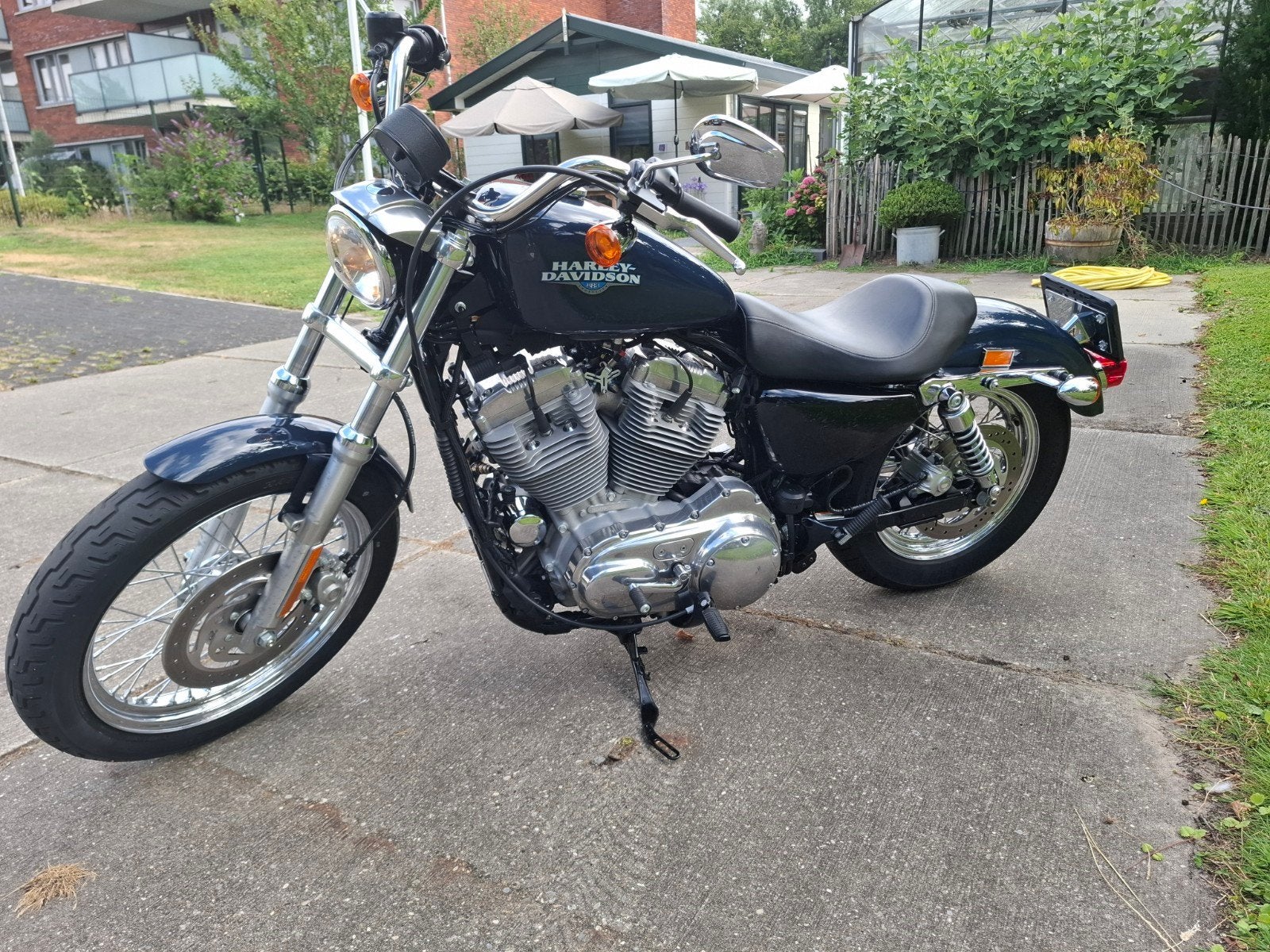 Harley Davidson 883 Low.2009 Nieuwstaat 7643 km op de teller, Motoren, Particulier, Chopper