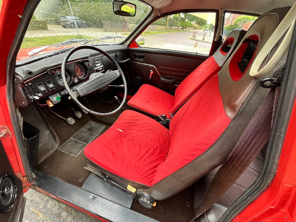 Foto 8 van Saab 96 1.5 L 1974 Rood LPG -belastingvrij