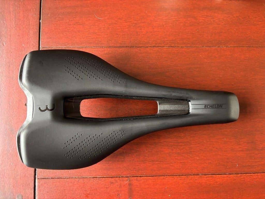 BBB Echelon BSD-141 zadel 145 mm MTB Racefiets, Verzenden, Ligfiets, Overige materialen, Nieuw