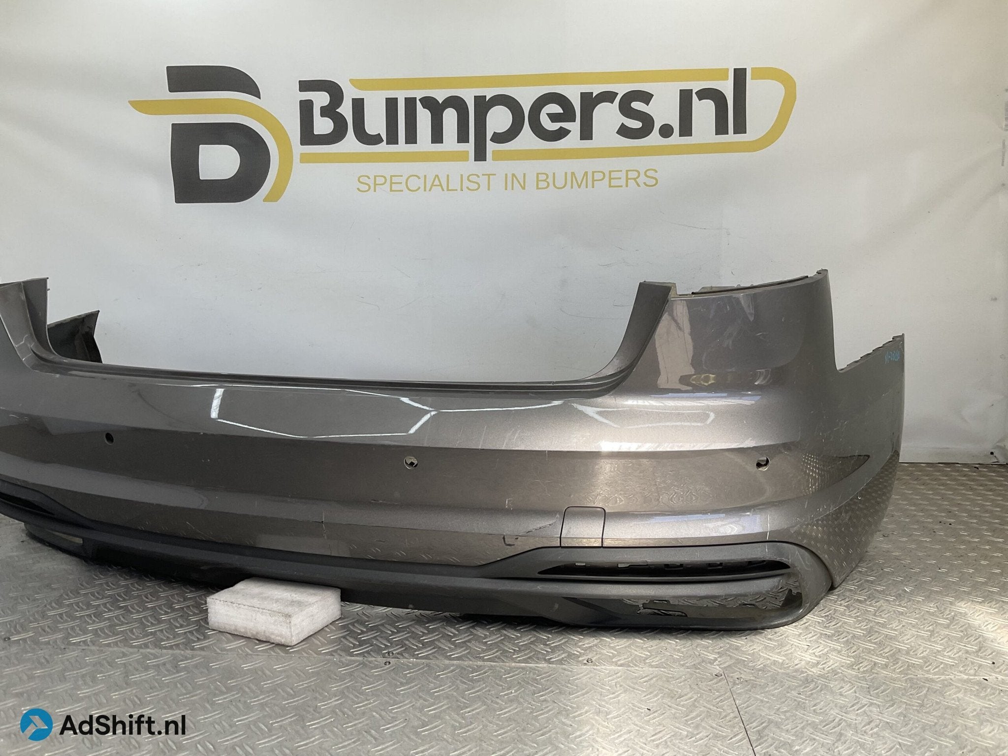 Bumper Audi A4 S4 B9 8W 15-19 8W5807511M Achterbumper X1-202, Bumper