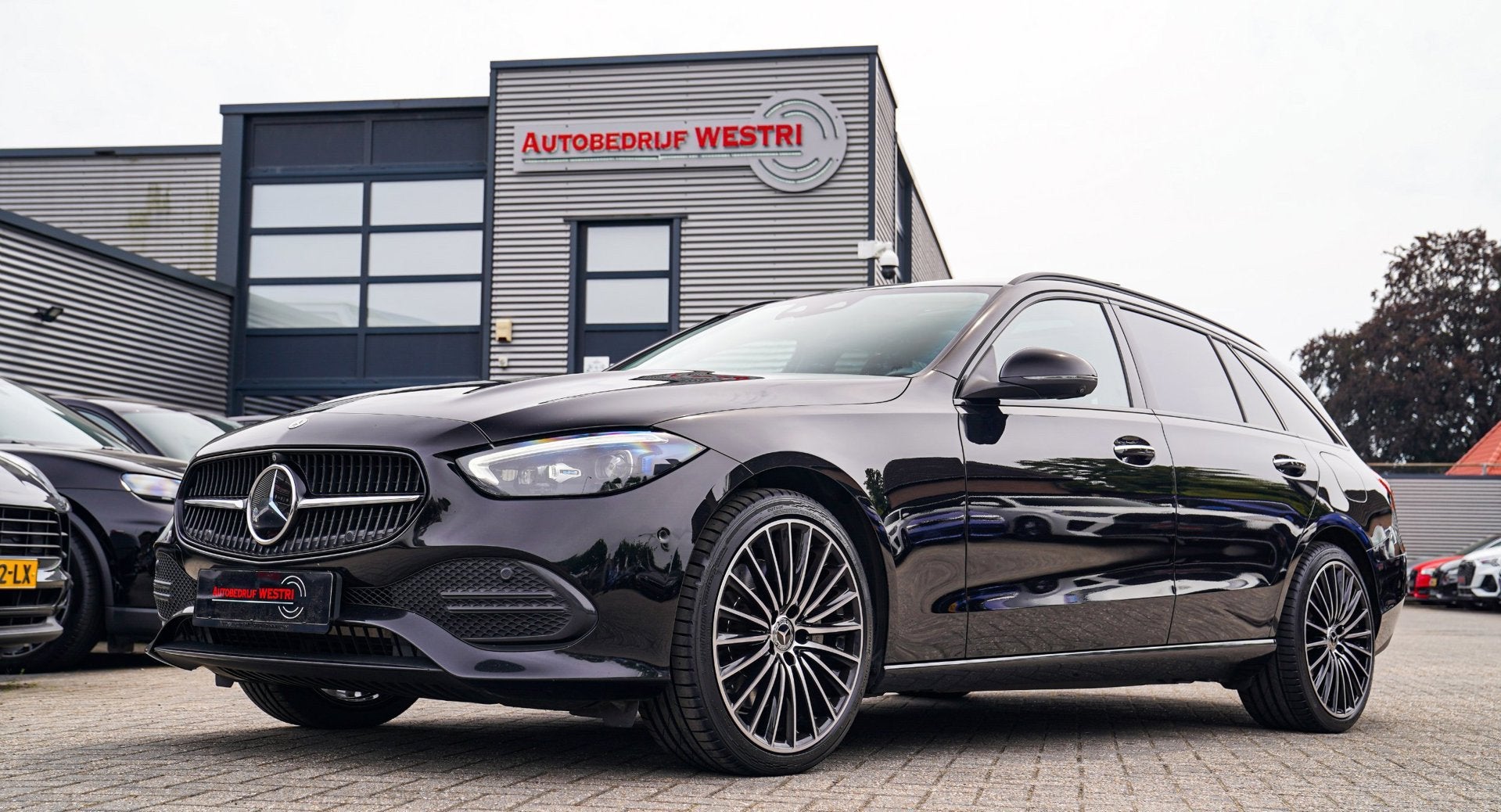 Mercedes-Benz C-klasse Estate 300 e Luxury Line | Head Up Di, Auto's, Automaat, Automatische klimaatregeling, Achterwielaandrijving