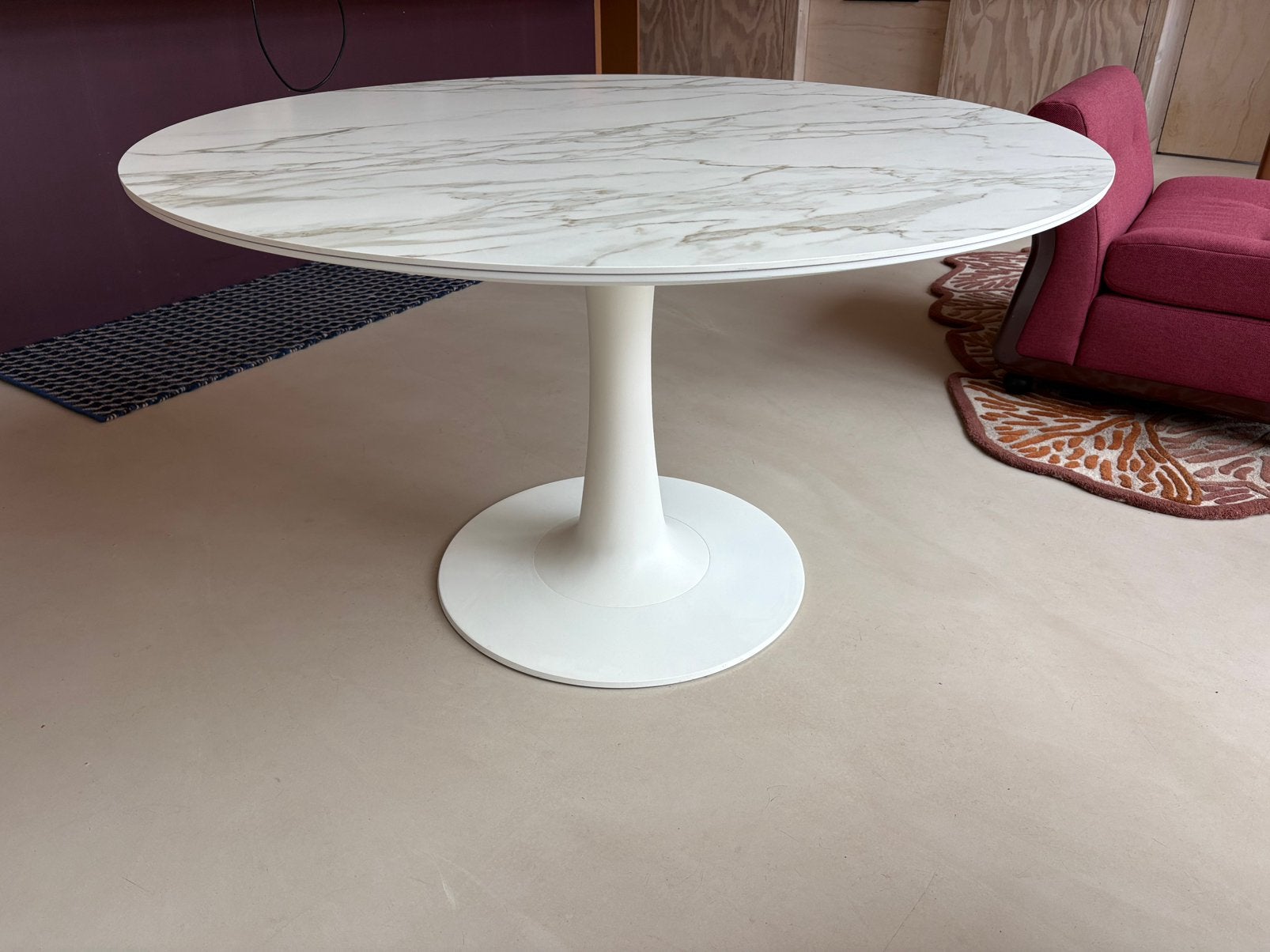 Leolux Columna ronde eettafel - 130cm, Ophalen, Overige materialen, Gebruikt, 50 tot 100 cm