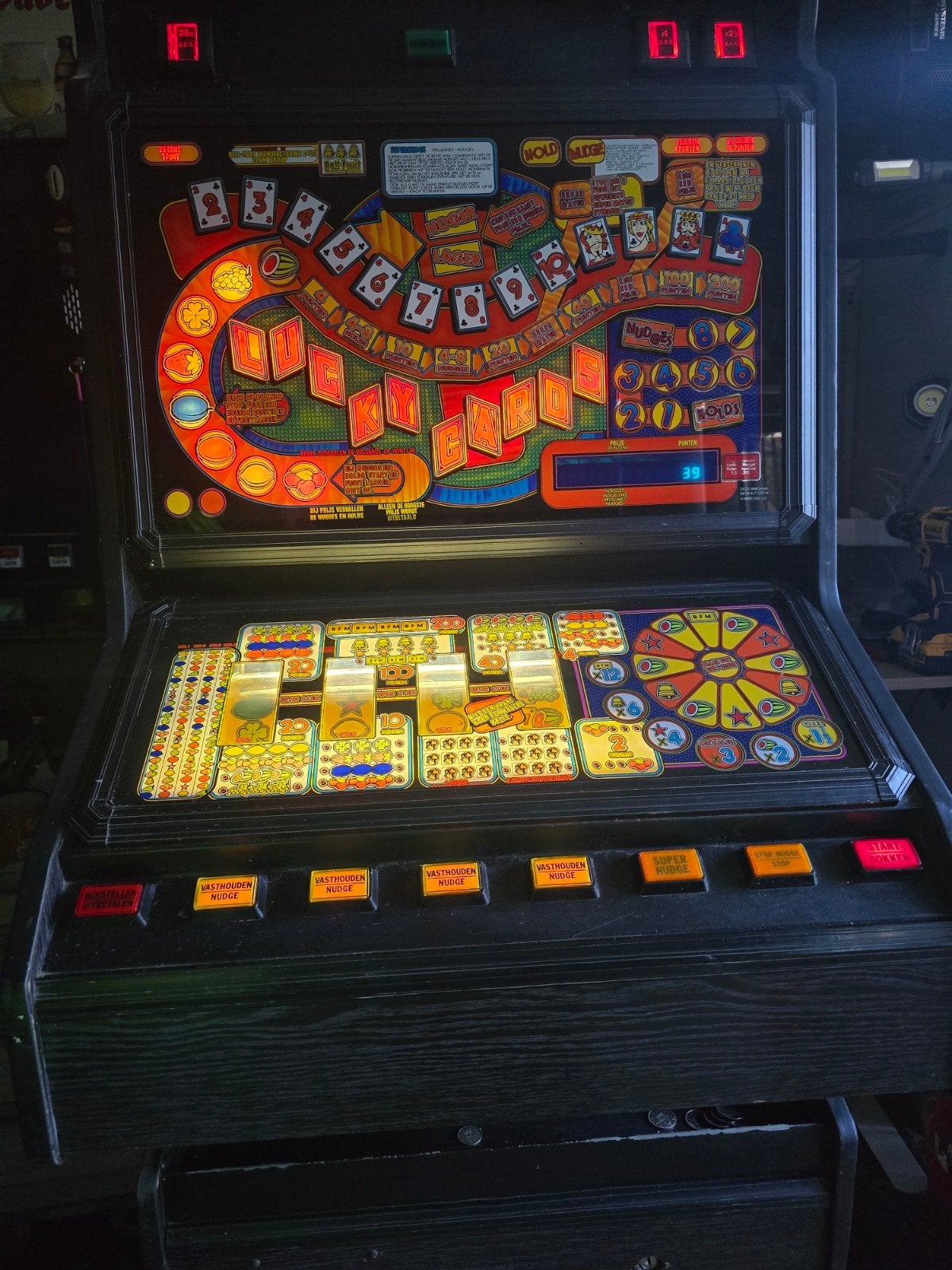 Gokkast Lucky Cards - Klassieke Fruitautomaat, Gulden, Ophalen, Gebruikt, Met sleutels