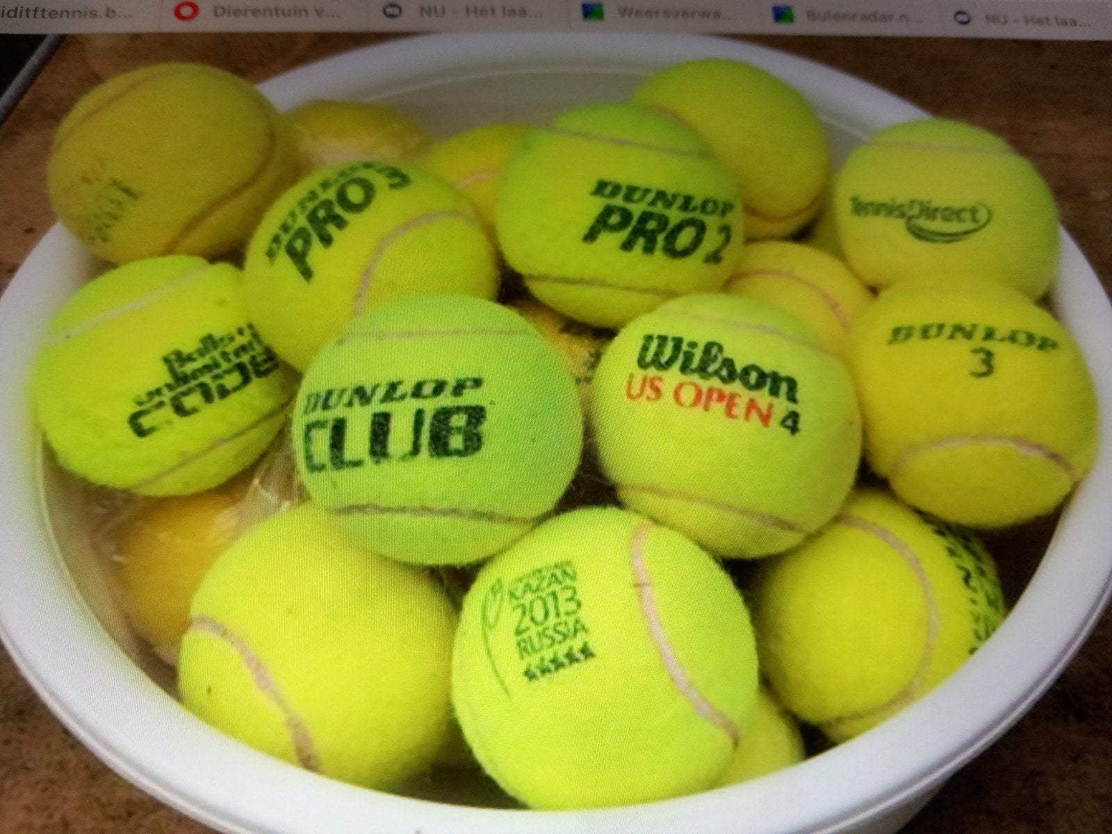 Tennisballen, Ophalen