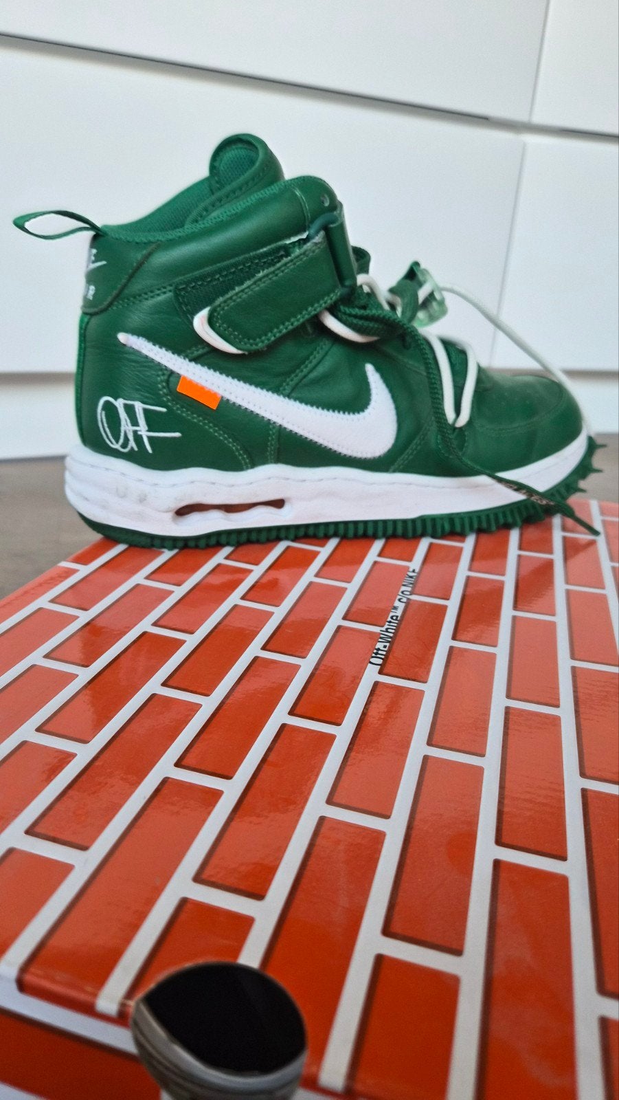 Nike Off-White Air Force 1 Mid SP LTHR Pine Green maat 44, Kleding | Heren, Nike Off-White, Overige kleuren, Ophalen of Verzenden