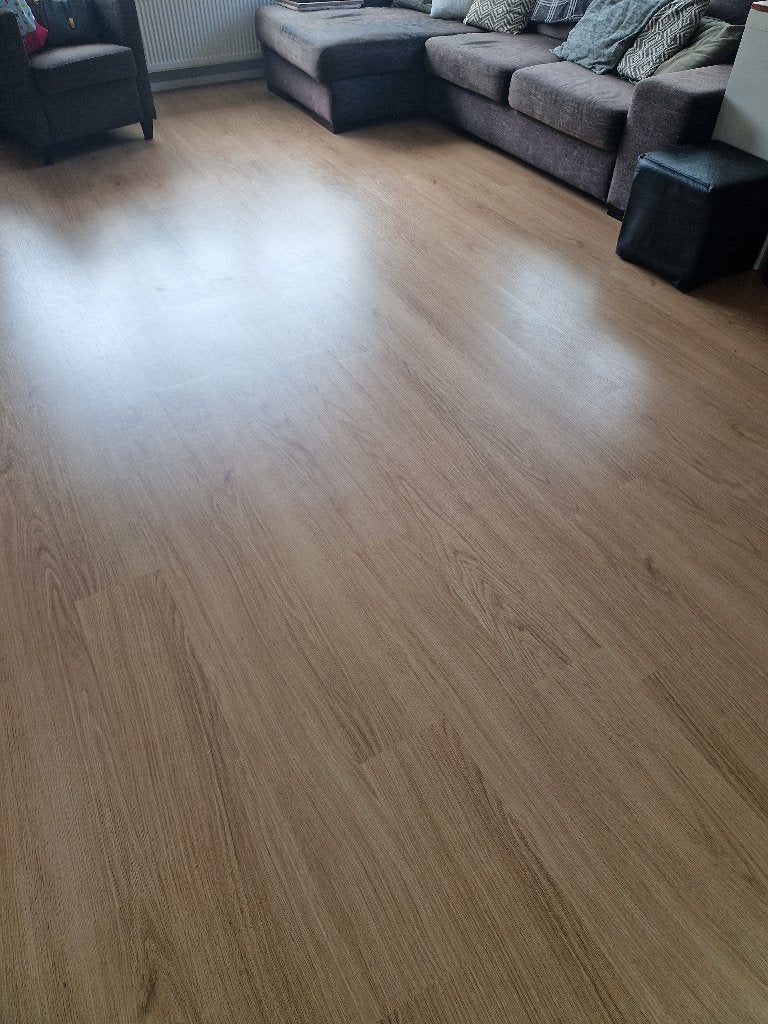Vloer ca. 45 m2 incl de plinten - complete partij €50, Ophalen, Gebruikt, 50 tot 150 cm, 10 m² of meer
