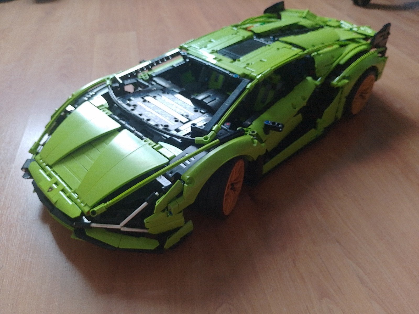Lamborghini sian lego Technic, Kinderen en Baby's, Speelgoed | Duplo en Lego, Ophalen, Gebruikt, Lego, Complete set