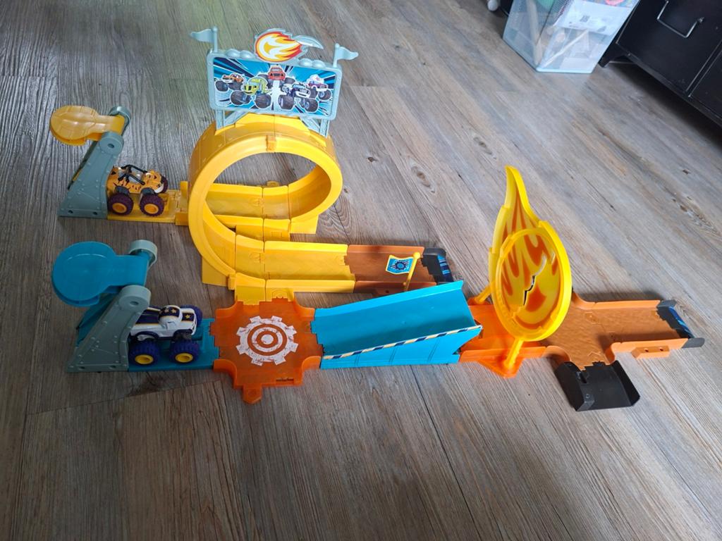 Blaze en de Monsterwielen Racebaan met Looping, Overige merken, Ophalen of Verzenden, Racebaan, Gebruikt