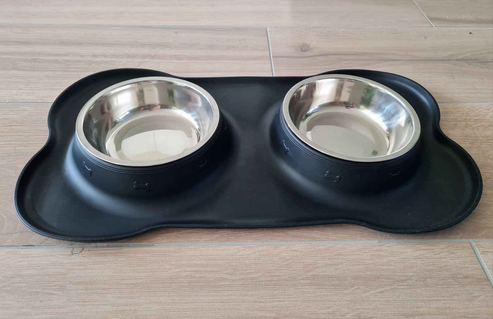 Mooie Jaxy voer- en drinkbak voor honden met antislip mat, Dieren en Toebehoren, Ophalen of Verzenden, Anti-knoei, Zo goed als nieuw