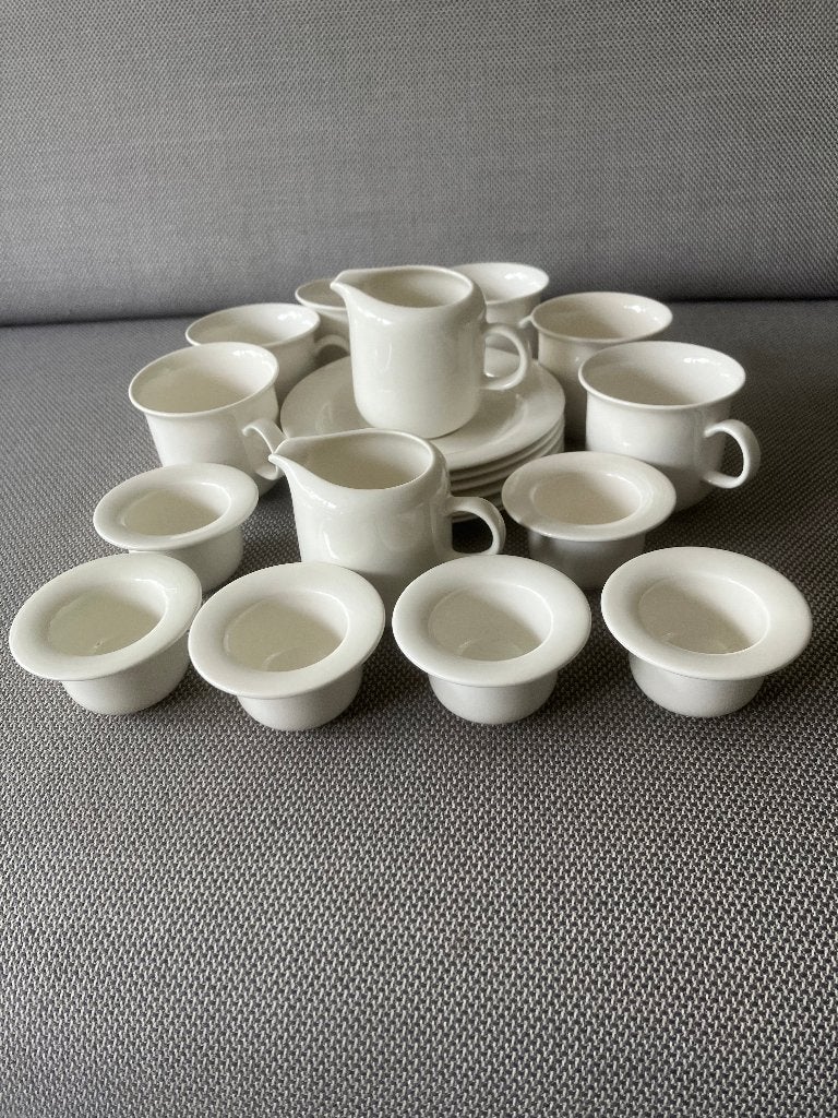 Iittala/Arabia Arctica 6 kopjes, 2x melkkan en 6 eierdopjes, Huis en Inrichting, Keuken | Servies, Ophalen of Verzenden, Zo goed als nieuw