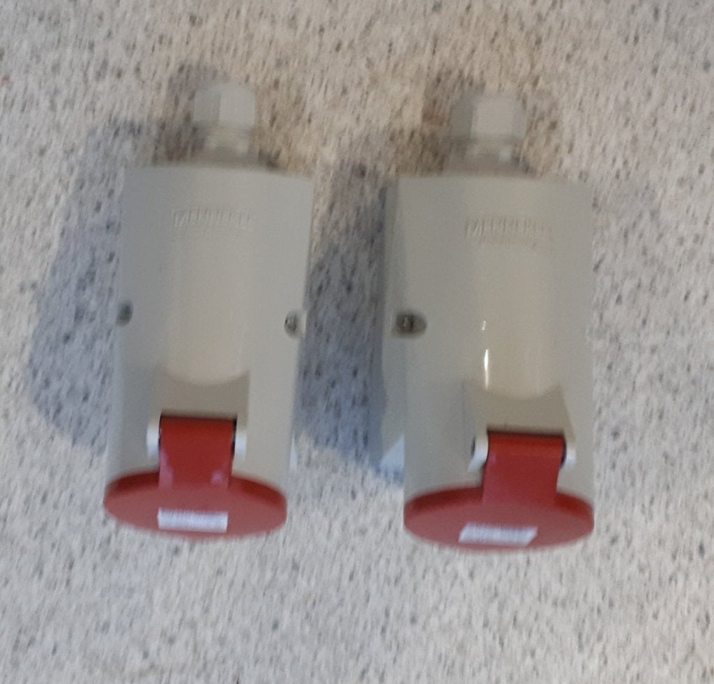 Mennekes stopkontact 32 Amp 5 polig, Ophalen of Verzenden, Nieuw, Overige merken, Accu's en Toebehoren